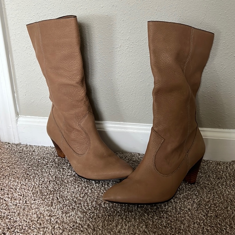 Heeled Pointed Toe Leather Boots